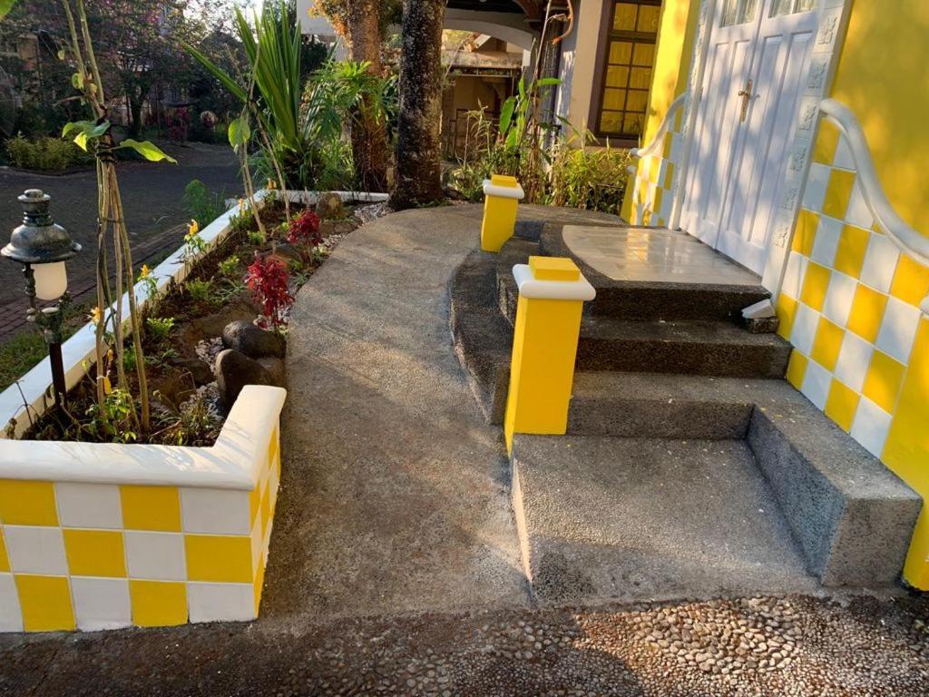 Cinengangirang Villa Wubao Kota Bunga 3 Kamar Harga Budget מראה חיצוני תמונה