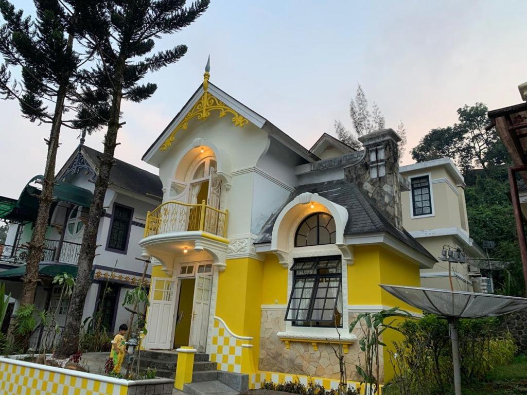 Cinengangirang Villa Wubao Kota Bunga 3 Kamar Harga Budget מראה חיצוני תמונה